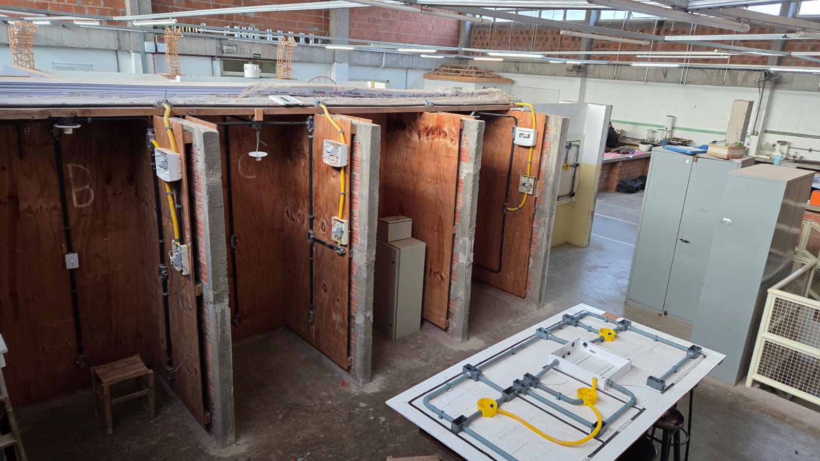 Laboratório de Instalações Elétricas